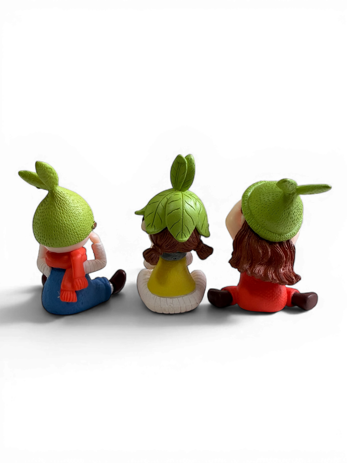Leaf Hat Friends